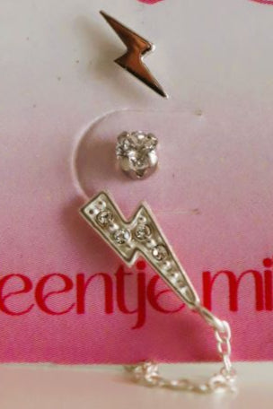 3 gaatjes Zilverkleurige bliksemschichtsteker met ketting, zilverkleurige steensteker en zilverkleurige bliksemschichtsteker