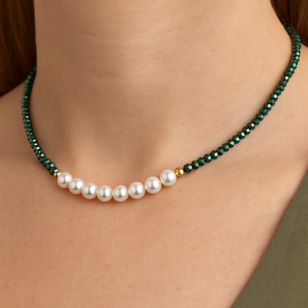 Groene glaskralen met parels