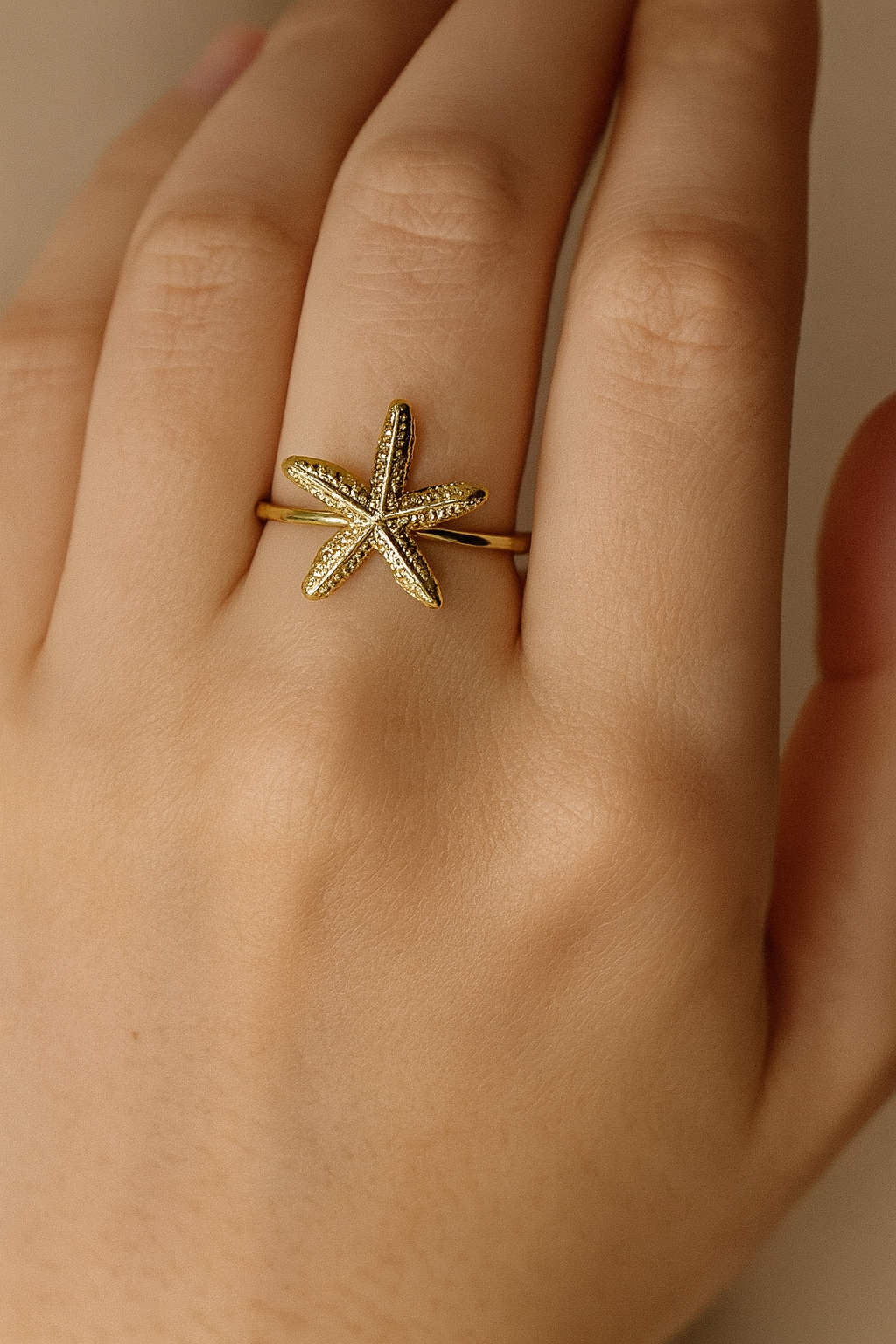 Goudkleurige kleine zeester ring (roestvrij staal)8