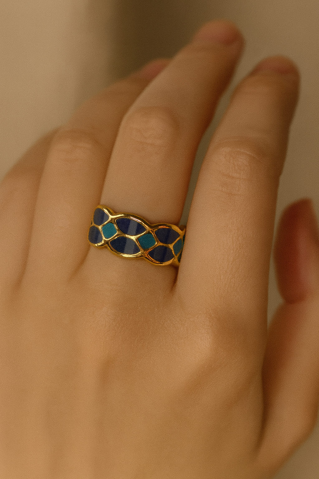 Goudkleurige ring met blauwe en licht blauwe vakken(roestvrij staal)11