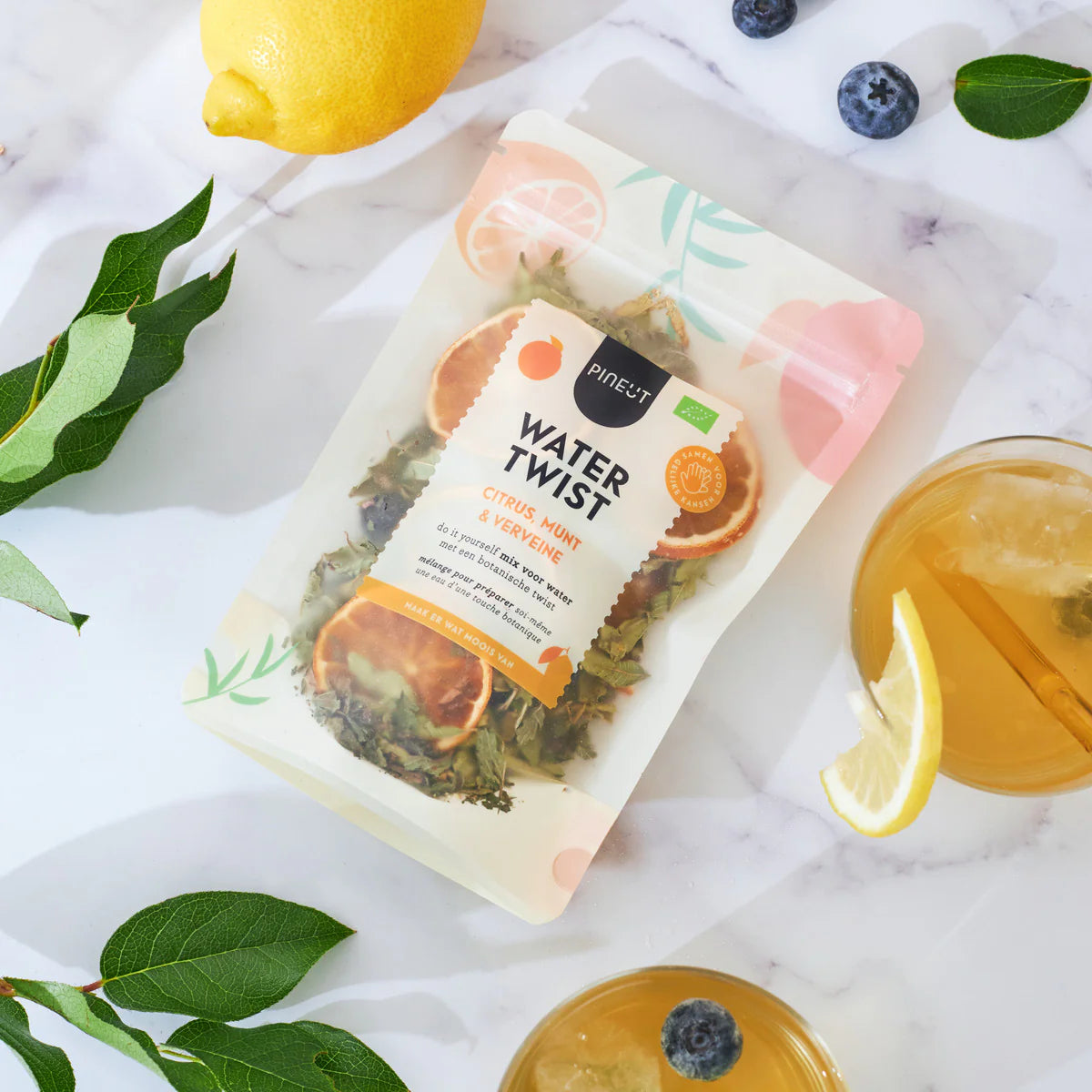 PineutWatertwist_Pouchbag_CitrusMintVerbena_2