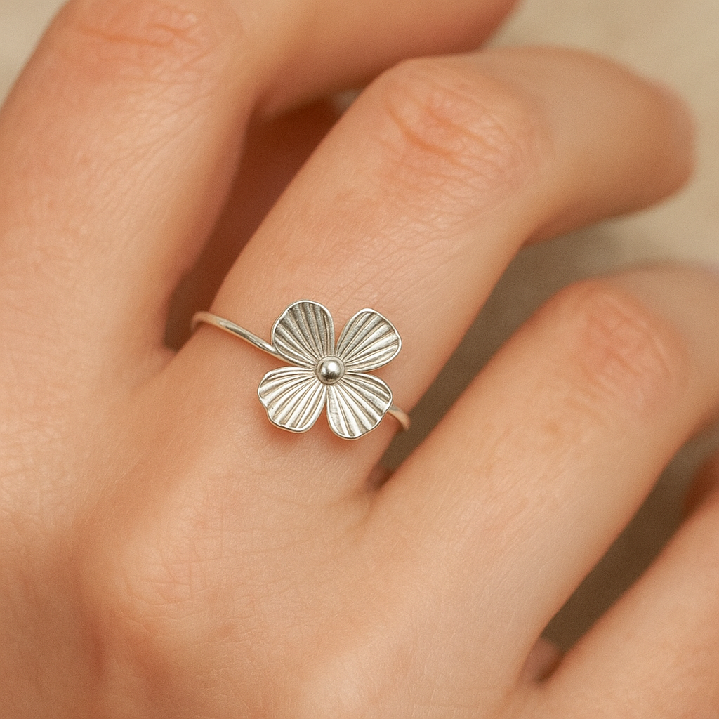 Stainless steel zilverkleurige bloemring