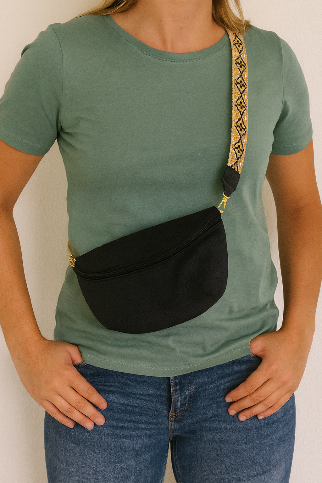 Zwarte bloemen handtas4