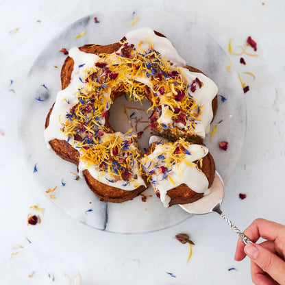 Pineut Cake - pot - Flower Power Cake