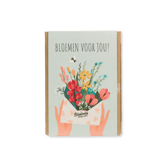 GiftBoxMiniBloemenvoorjoumet4bloembommetjes