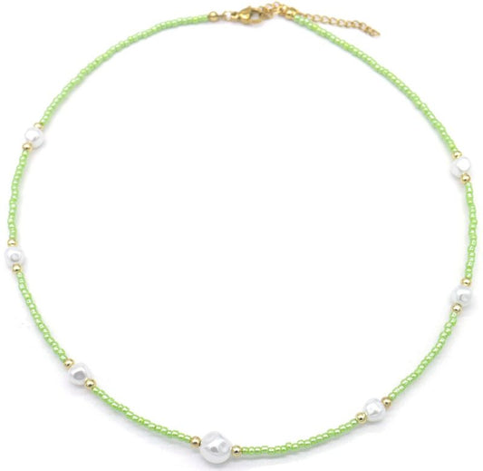 Groene pareltjes ketting