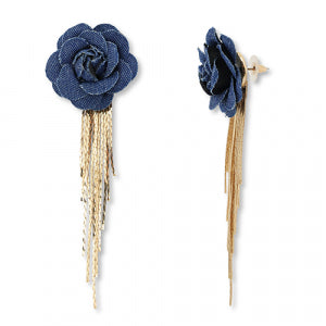 Jeans-look bloemen oorbellen met goudkleurige kettingen