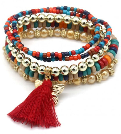 Set van 5 multi kluren armbanden met vlinder en rode floche