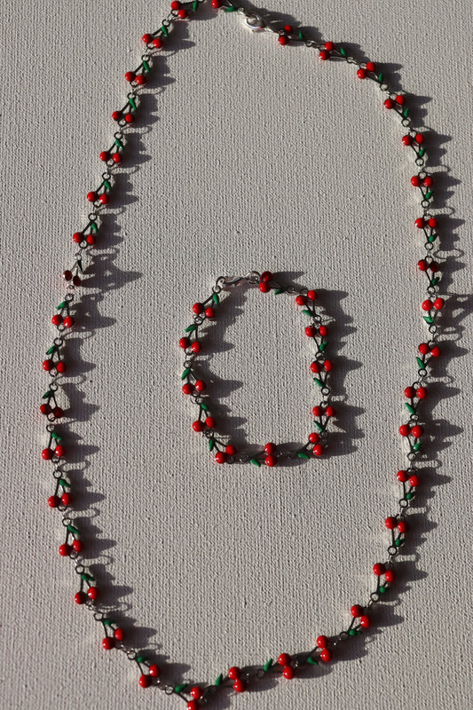 Setje van zilverkleurige kersen ketting met zilverkleurige kersen armband (roestvrij staal)