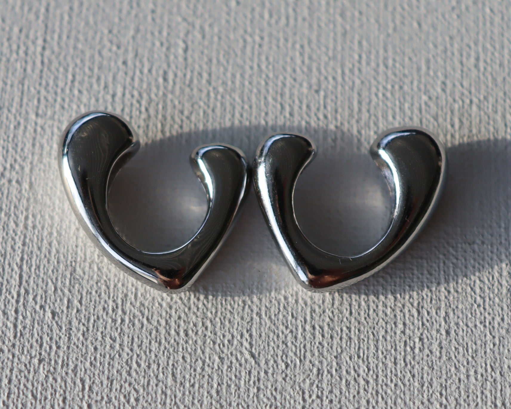 Zilverkleurige hart oorbellen( stainless steel)