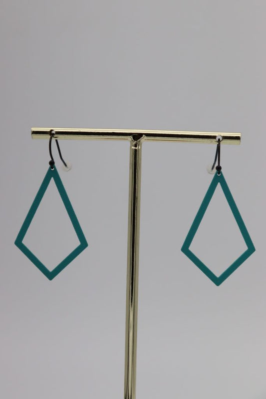 Zwarte oorhaken met turquoise ruit hanger