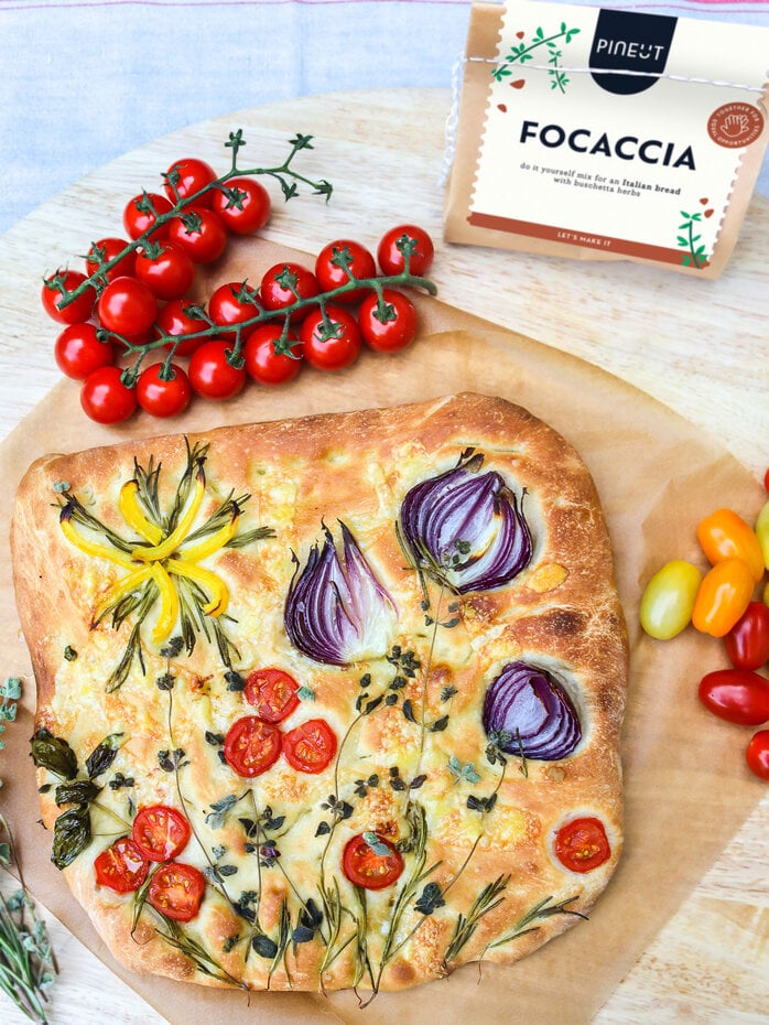 pineut-focaccia-tomato-bruschetta